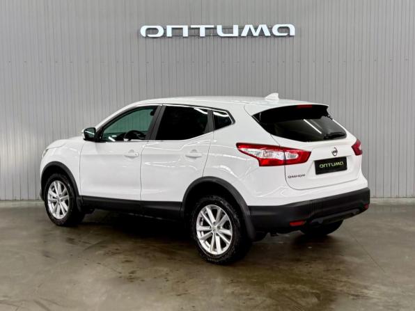 Nissan Qashqai II с пробегом 2017 года, цена 1 297 000 рублей, 190968 км, внедорожник, Автокод Объявления