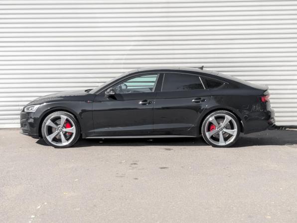 Audi A5 II (F5) Рестайлинг с пробегом 2019 года, цена 3 650 000 рублей, 136931 км, лифтбек, Автокод Объявления