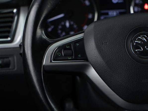 Skoda Rapid I с пробегом 2014 года, цена 1 293 444 рубля, 48982 км, лифтбек, Автокод Объявления