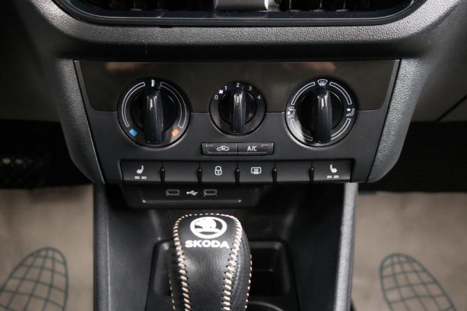 Skoda Rapid II с пробегом 2022 года, цена 1 929 000 рублей, 145320 км, лифтбек, Автокод Объявления