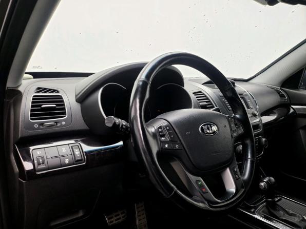 Kia Sorento II Рестайлинг с пробегом 2012 года, цена 1 265 000 рублей, 235971 км, внедорожник, Автокод Объявления