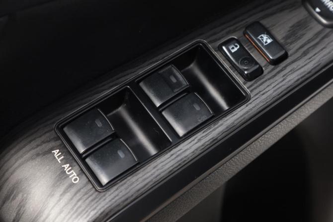 Toyota Camry VIII (XV70) с пробегом 2012 года, цена 1 659 000 рублей, 265150 км, седан, Автокод Объявления
