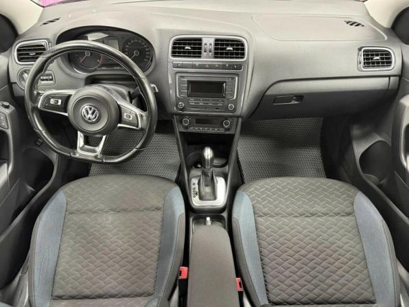 Volkswagen Polo V Рестайлинг с пробегом 2019 года, цена 1 553 760 рублей, 52742 км, седан, Автокод Объявления