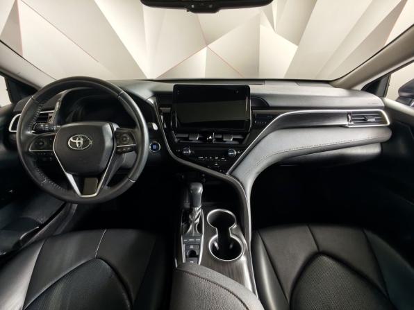 Toyota Camry VIII (XV70) Рестайлинг с пробегом 2022 года, цена 3 100 000 рублей, 64925 км, седан, Автокод Объявления