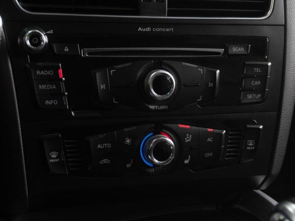 Audi Q5 I (8R) Рестайлинг с пробегом 2012 года, цена 1 719 000 рублей, 171174 км, внедорожник, Автокод Объявления