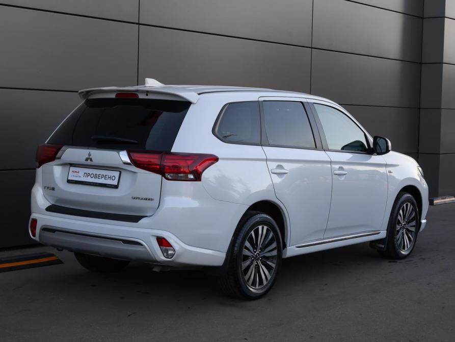 Mitsubishi Outlander III Рестайлинг 3 Москва  - изображение 5
