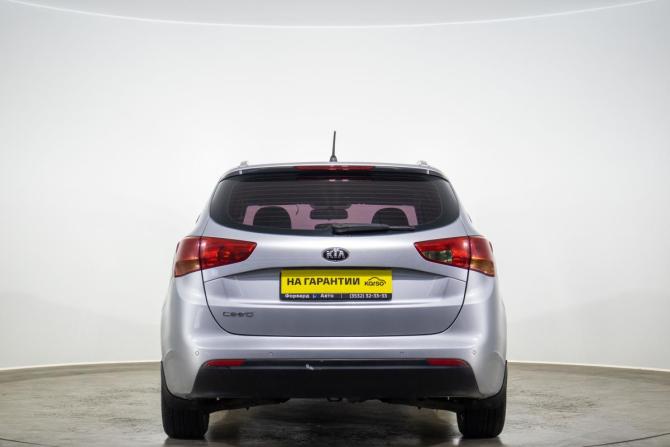 Kia Ceed II Рестайлинг с пробегом 2016 года, цена 1 269 000 рублей, 183654 км, хэтчбек, Автокод Объявления