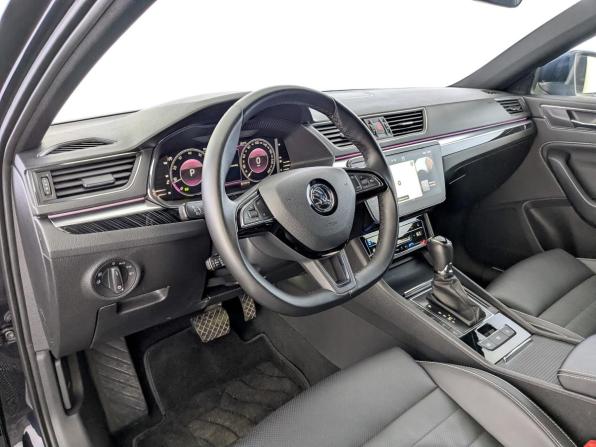 Skoda Superb III Рестайлинг с пробегом 2024 года, цена 3 420 000 рублей, 82225 км, лифтбек, Автокод Объявления