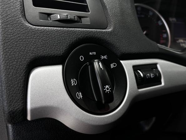 Skoda Octavia II (A5) Рестайлинг с пробегом 2012 года, цена 949 900 рублей, 178000 км, лифтбек, Автокод Объявления