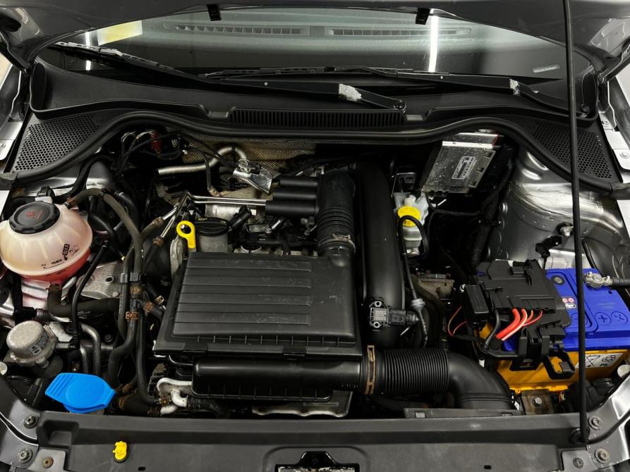 Volkswagen Polo V Рестайлинг Санкт-Петербург  - изображение 23