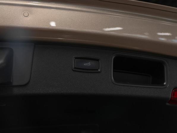 Porsche Macan I Рестайлинг с пробегом 2014 года, цена 2 750 000 рублей, 147363 км, внедорожник, Автокод Объявления