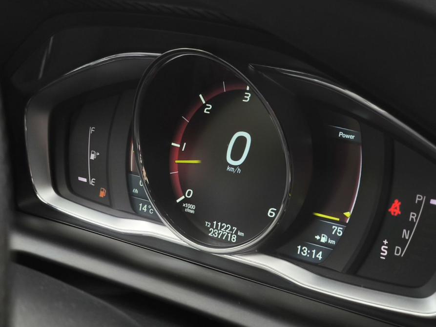Volvo XC60 I Рестайлинг Санкт-Петербург  - изображение 17