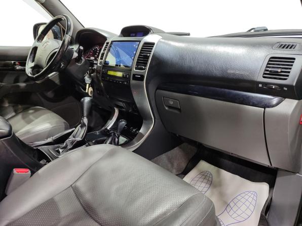 Toyota Land Cruiser Prado 120 Series Рестайлинг с пробегом 2008 года, цена 2 400 000 рублей, 121300 км, внедорожник, Автокод Объявления
