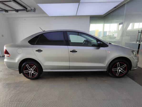 Volkswagen Polo V Рестайлинг с пробегом 2020 года, цена 1 260 000 рублей, 131900 км, седан, Автокод Объявления