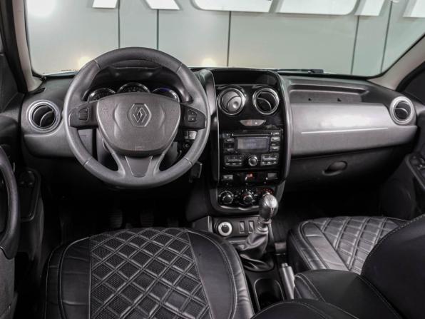 Renault Duster I Рестайлинг с пробегом 2017 года, цена 1 359 000 рублей, 107567 км, внедорожник, Автокод Объявления