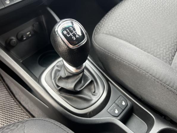Kia Rio III Рестайлинг с пробегом 2016 года, цена 998 000 рублей, 110500 км, седан, Автокод Объявления
