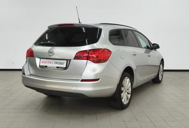 Opel Astra H Рестайлинг с пробегом 2012 года, цена 629 000 рублей, 209568 км, универсал, Автокод Объявления