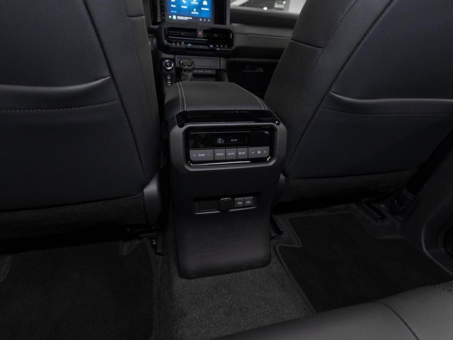 Toyota Land Cruiser Prado 250 Series Москва  - изображение 13