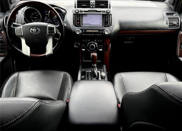 Toyota Land Cruiser Prado 150 Series Рестайлинг 1 с пробегом 2015 года, цена 3 340 000 рублей, 218793 км, внедорожник, Автокод Объявления