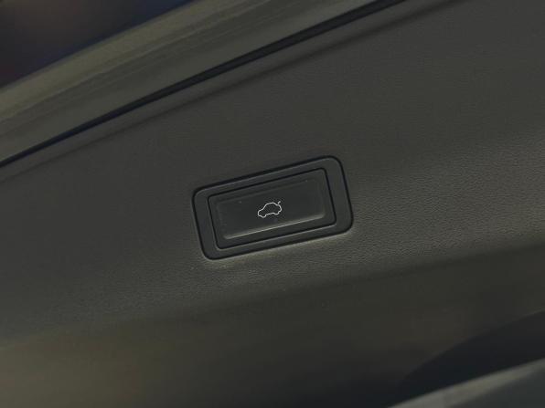 Omoda C5 I с пробегом 2023 года, цена 1 790 000 рублей, 50356 км, внедорожник, Автокод Объявления