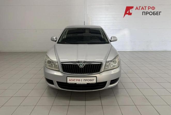 Skoda Octavia II (A5) Рестайлинг с пробегом 2012 года, цена 860 000 рублей, 251684 км, лифтбек, Автокод Объявления