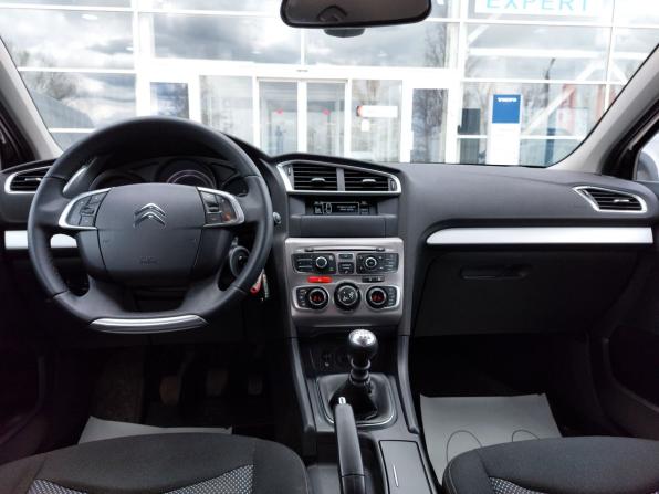 Citroen C4 II Рестайлинг с пробегом 2018 года, цена 1 220 000 рублей, 158500 км, седан, Автокод Объявления