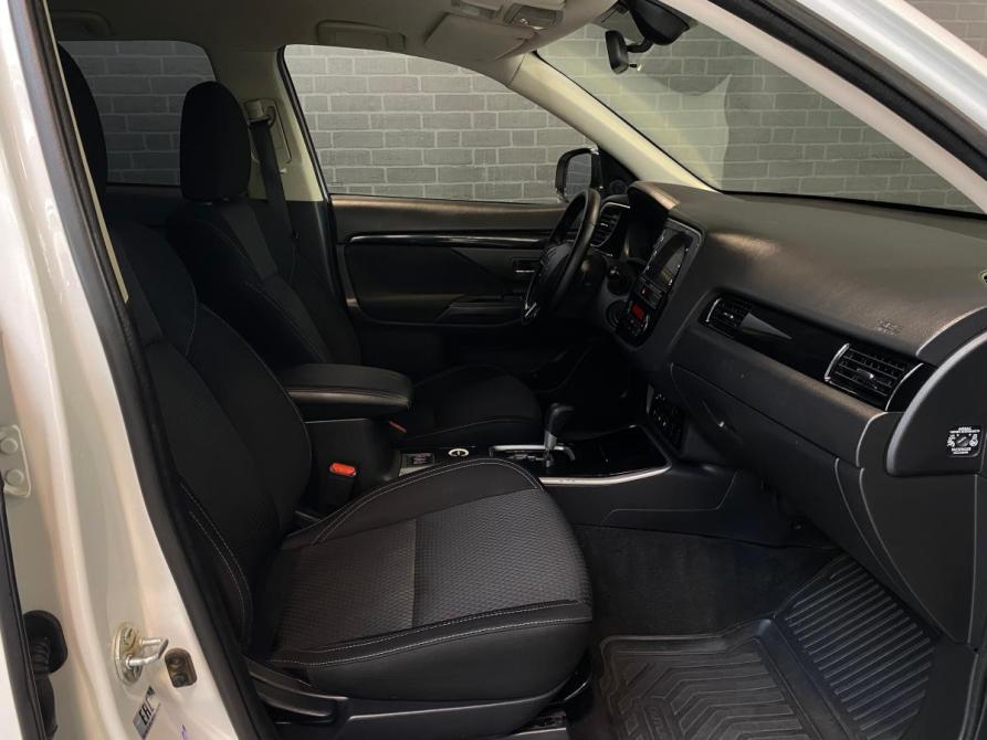 Mitsubishi Outlander III Рестайлинг 3 Челябинск  - изображение 11