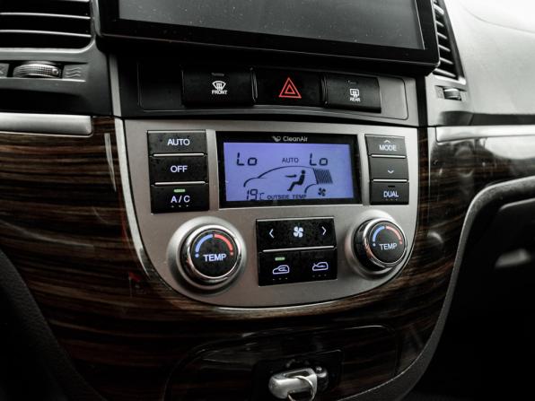 Hyundai Santa Fe II Рестайлинг с пробегом 2012 года, цена 1 350 000 рублей, 237158 км, внедорожник, Автокод Объявления