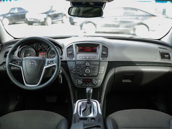 Opel Insignia I с пробегом 2013 года, цена 949 000 рублей, 152760 км, седан, Автокод Объявления