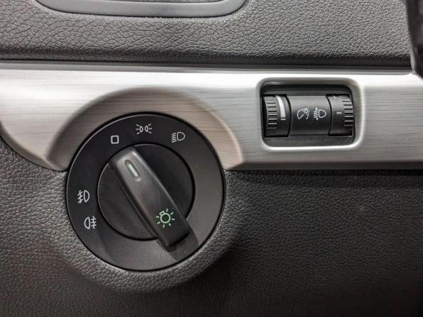 Skoda Yeti I Рестайлинг с пробегом 2015 года, цена 1 370 000 рублей, 88000 км, внедорожник, Автокод Объявления