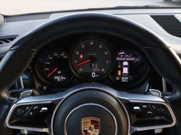 Porsche Macan I с пробегом 2015 года, цена 3 300 000 рублей, 109312 км, внедорожник, Автокод Объявления