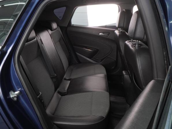 Opel Astra J с пробегом 2011 года, цена 699 000 рублей, 128534 км, хэтчбек, Автокод Объявления