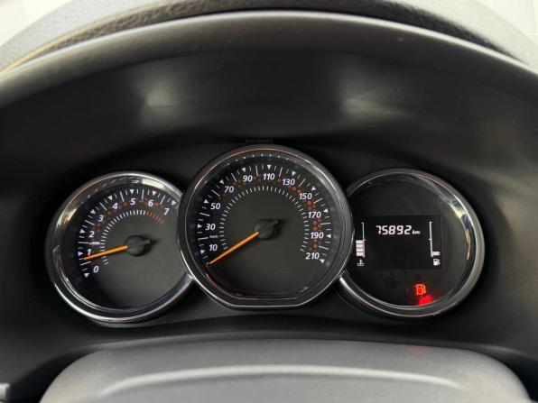 Renault Logan II Рестайлинг с пробегом 2021 года, цена 1 140 000 рублей, 76000 км, седан, Автокод Объявления