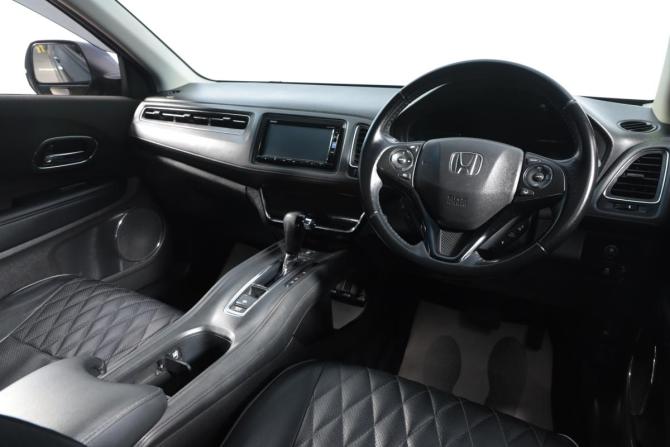 Honda Vezel I Рестайлинг с пробегом 2018 года, цена 1 849 000 рублей, 115060 км, внедорожник, Автокод Объявления