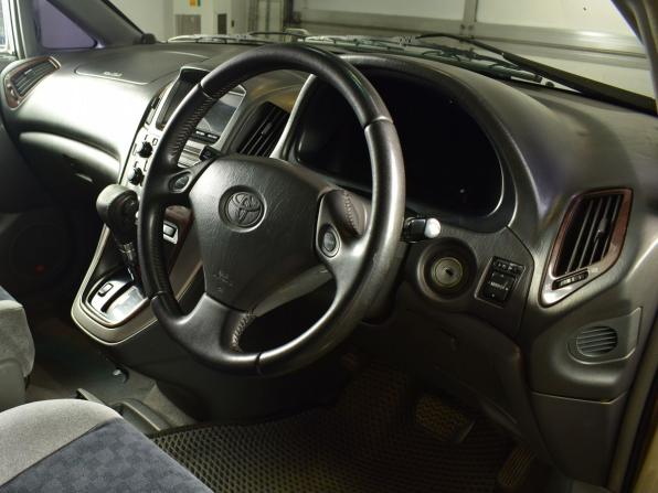 Toyota Harrier I (XU10) Рестайлинг с пробегом 2000 года, цена 899 999 рублей, 319732 км, внедорожник, Автокод Объявления