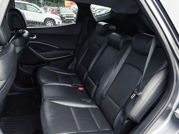 Hyundai Santa Fe III Рестайлинг с пробегом 2015 года, цена 1 979 000 рублей, 198829 км, внедорожник, Автокод Объявления