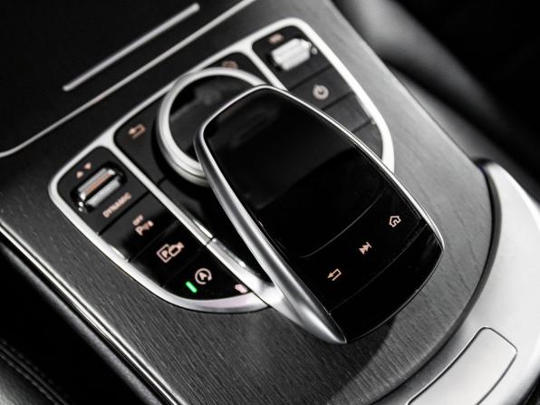 Mercedes-Benz C-Класс IV (W205) Рестайлинг с пробегом 2019 года, цена 2 730 000 рублей, 79510 км, седан, Автокод Объявления