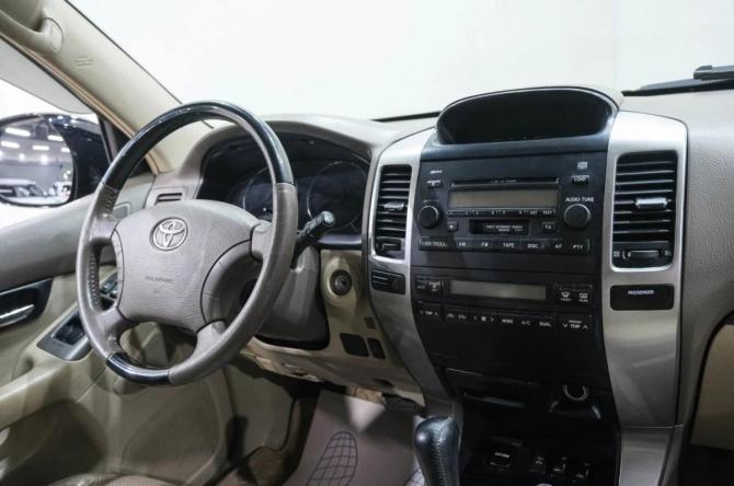 Toyota Land Cruiser Prado 120 Series Рестайлинг с пробегом 2007 года, цена 1 949 000 рублей, 180000 км, внедорожник, Автокод Объявления