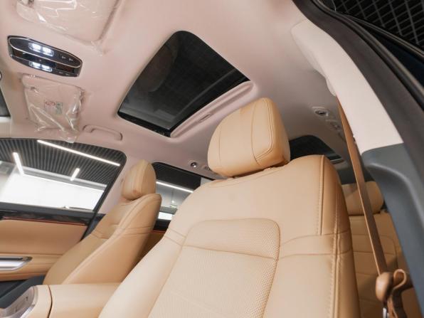 GAC Trumpchi E8 с пробегом 2024 года, цена 4 700 000 рублей, 50 км, минивэн, Автокод Объявления