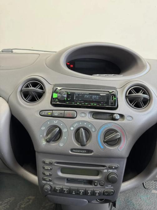 Toyota Platz Челябинск  - изображение 10