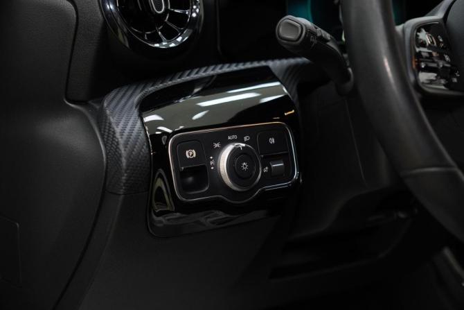 Mercedes-Benz A-Класс IV (W177) с пробегом 2019 года, цена 2 149 000 рублей, 61000 км, хэтчбек, Автокод Объявления