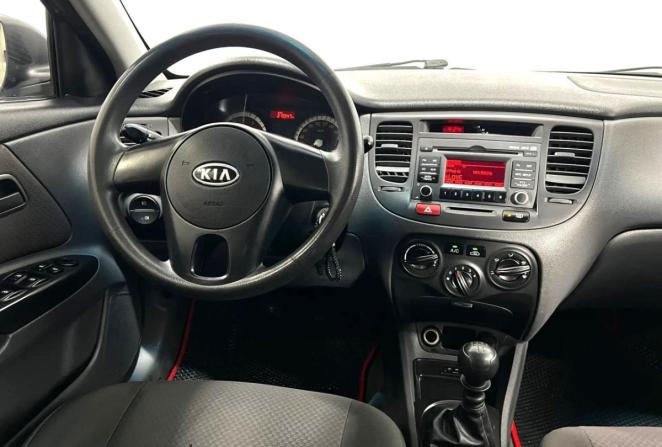 Kia Rio II Рестайлинг с пробегом 2010 года, цена 460 000 рублей, 219647 км, седан, Автокод Объявления