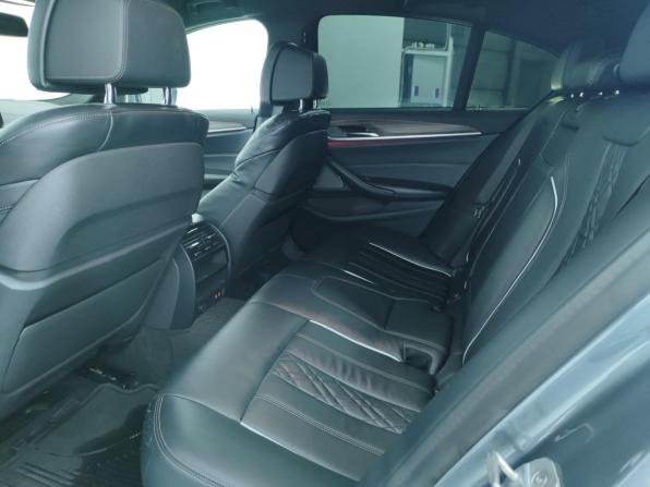BMW 5 серии VII (G30/G31/G38) с пробегом 2019 года, цена 4 299 000 рублей, 111912 км, седан, Автокод Объявления