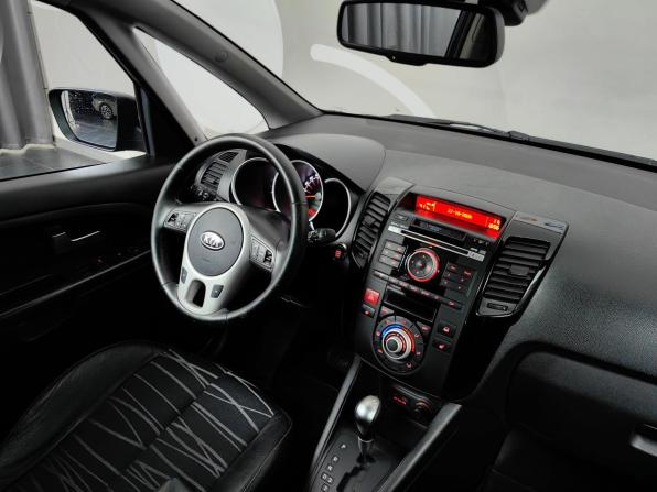 Kia Venga I с пробегом 2012 года, цена 695 000 рублей, 230278 км, минивэн, Автокод Объявления