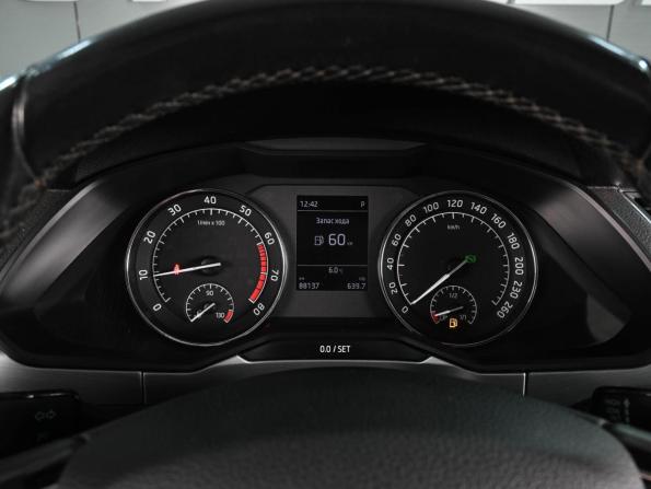 Skoda Superb III с пробегом 2019 года, цена 2 059 000 рублей, 88137 км, лифтбек, Автокод Объявления