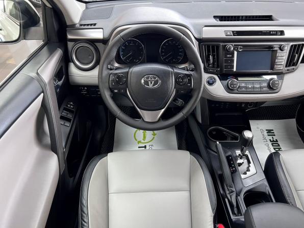 Toyota RAV4 IV (XA40) Рестайлинг с пробегом 2016 года, цена 2 495 000 рублей, 98181 км, внедорожник, Автокод Объявления