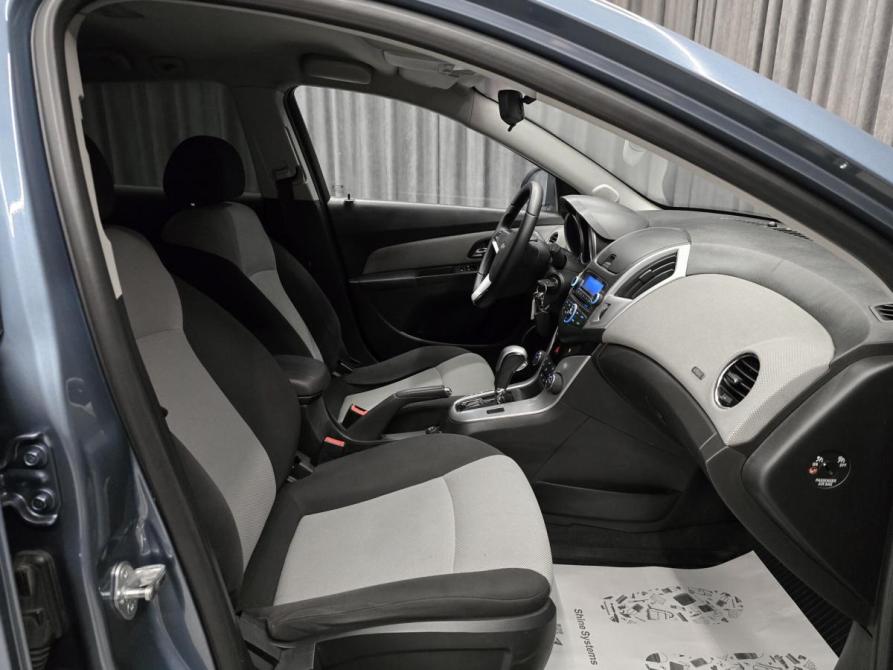 Chevrolet Cruze I Рестайлинг Красноярск  - изображение 14