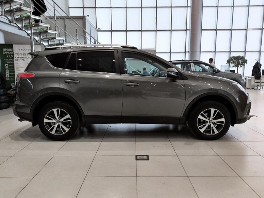 Toyota RAV4 IV (XA40) Рестайлинг Казань  - изображение 5