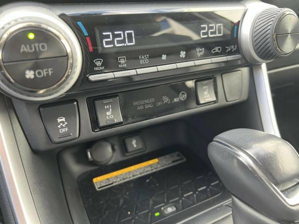 Toyota RAV4 V (XA50) с пробегом 2021 года, цена 3 799 000 рублей, 78000 км, внедорожник, Автокод Объявления