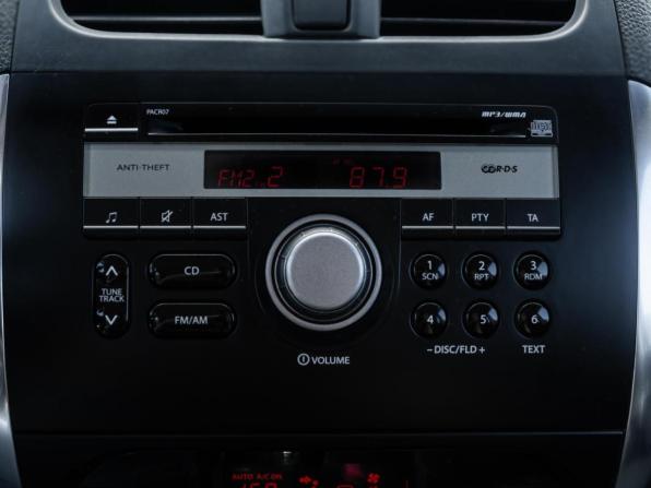 Suzuki SX4 I (Classic) Рестайлинг с пробегом 2013 года, цена 920 000 рублей, 176702 км, хэтчбек, Автокод Объявления